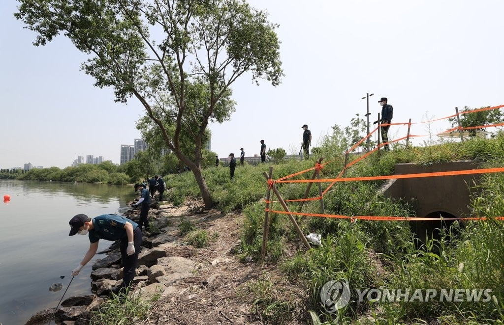 "한강 의대생 사인은 익사"…마지막 `40분` 수사 집중