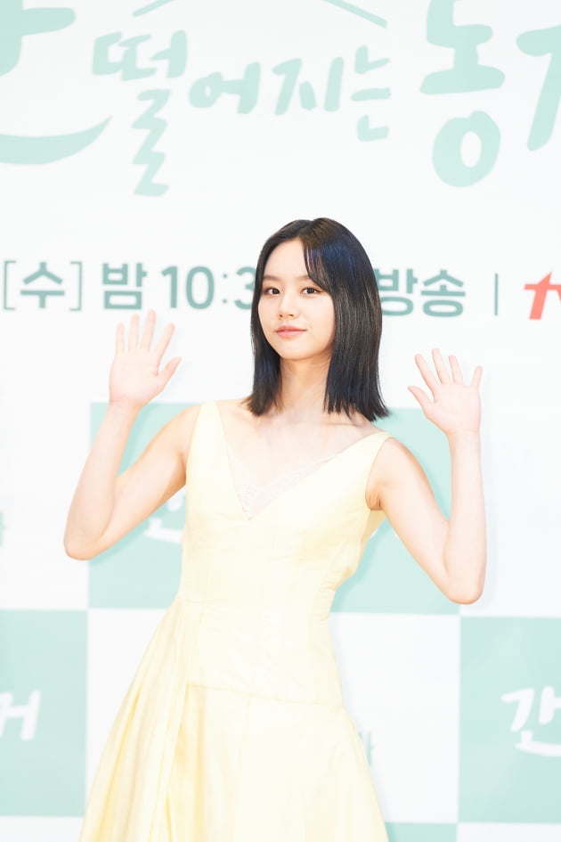배우 이혜리가 26일 오전 온라인 생중계된 tvN 새 수목드라마 '간 떨어지는 동거' 제작발표회에 참석했다. /사진제공=tvN