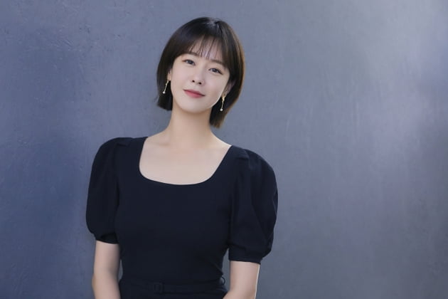 tvN 드라마 '마우스'에서 시사 교양 PD 최홍주 역으로 열연한 배우 경수진. /사진제공=YG엔터테인먼트