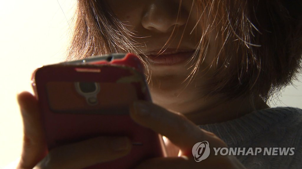 [살인의 전조 스토킹]② 스토킹, 여자만 당한다고요?…말 못 하는 피해자들