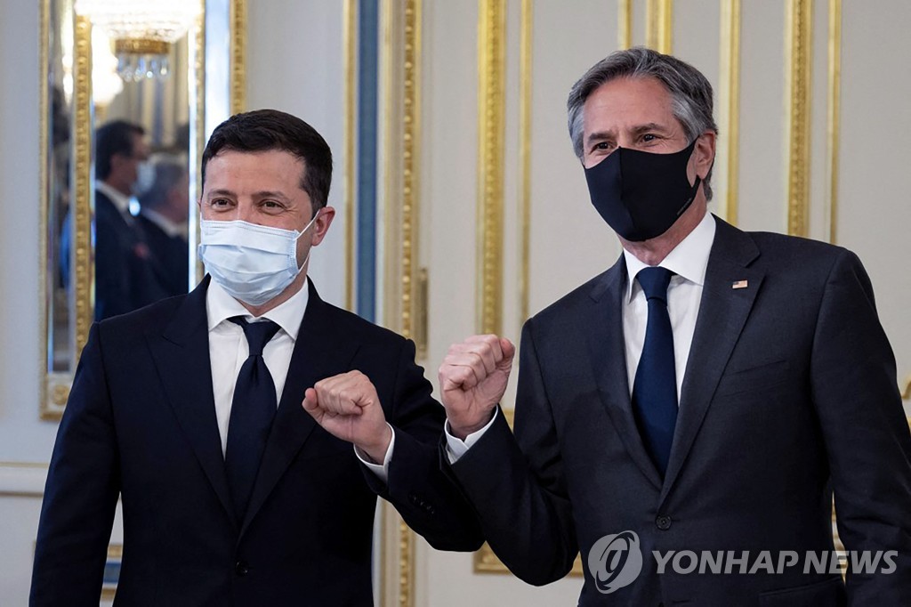 우크라 방문 블링컨 미 국무, 현지 지도부와 대러시아 공조 논의