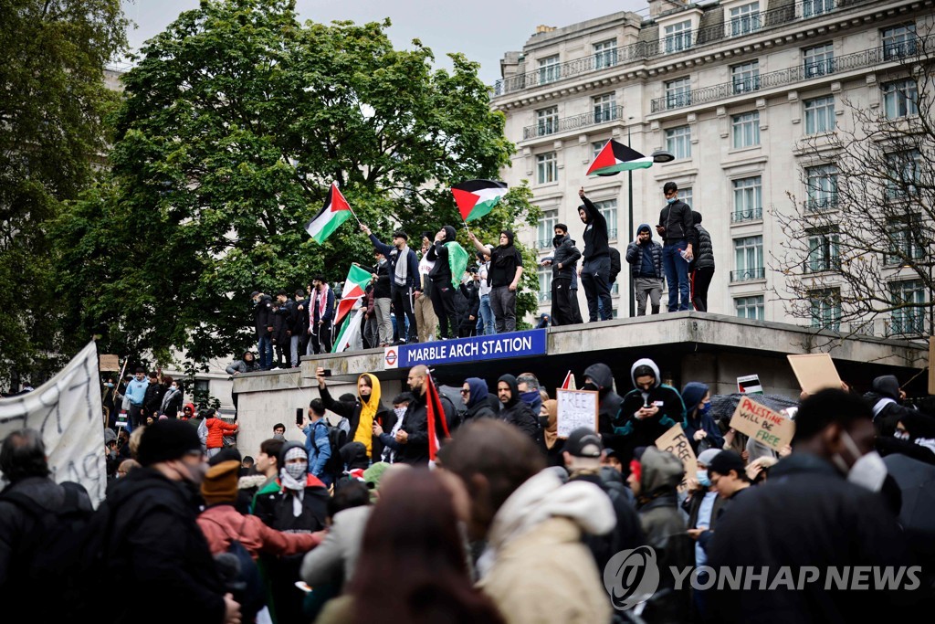 유럽 곳곳서 팔레스타인 연대 집회…일부 경찰과 충돌