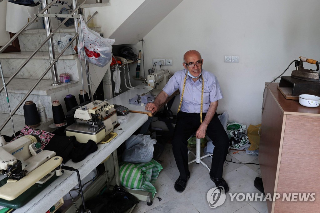 이란, 전력부족에 연일 정전…"가뭄·비트코인 채굴 때문"