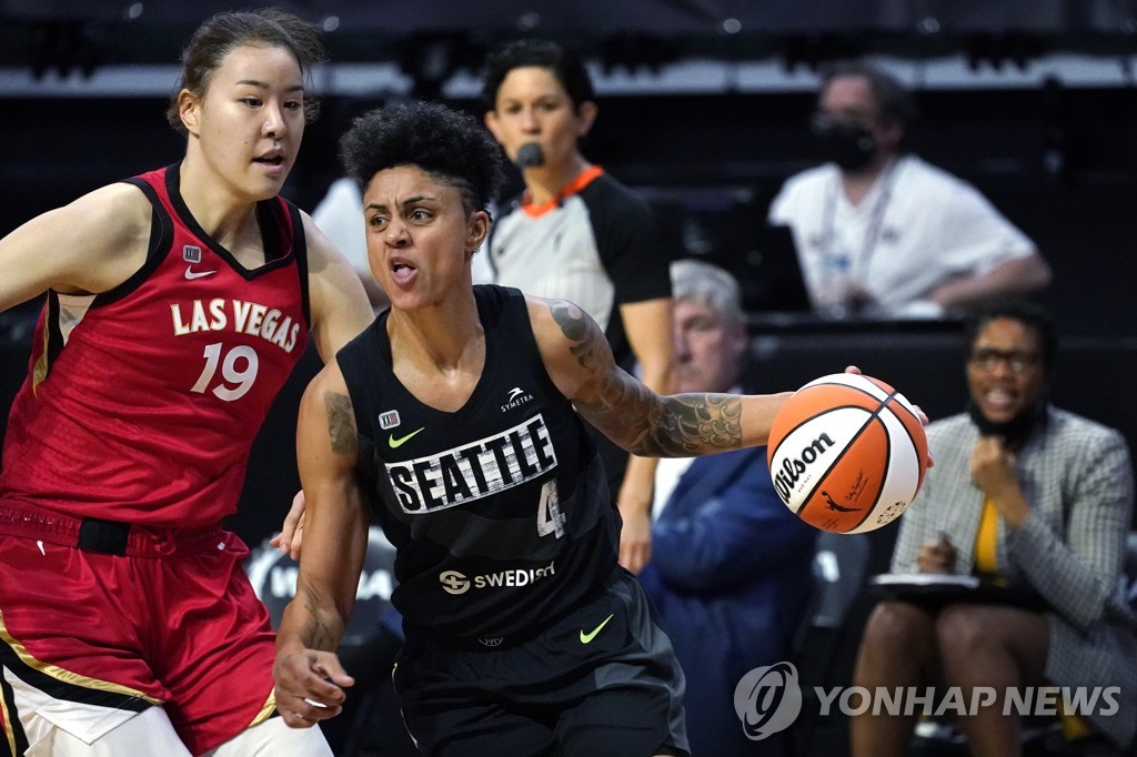 WNBA 박지수, 코네티컷 상대로 블록숫 2개·리바운드 1개