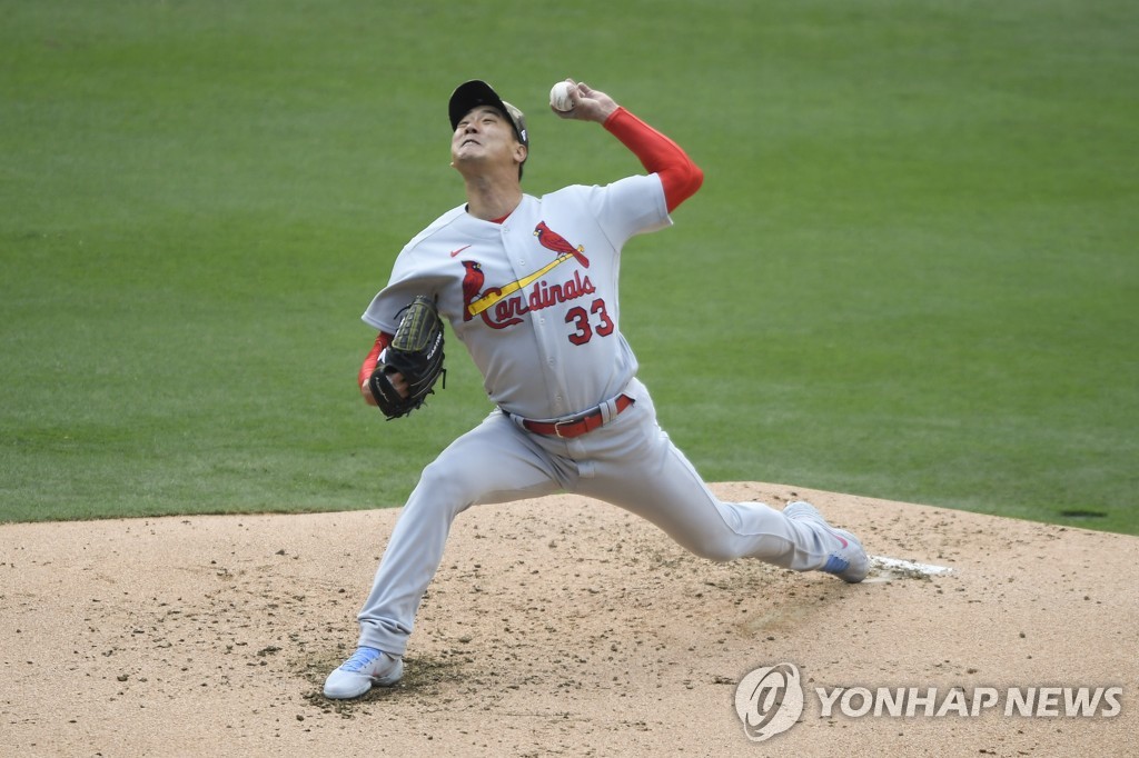 김광현, 김하성 밀어내기 볼넷에 강판…'MLB 첫 패전'(종합)