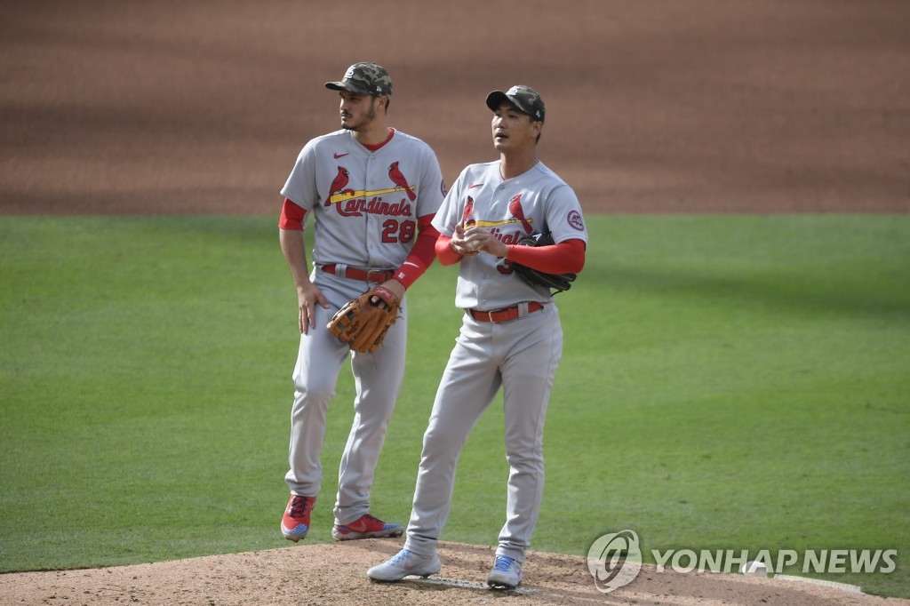 김광현, 김하성 밀어내기 볼넷에 강판…'MLB 첫 패전'(종합)