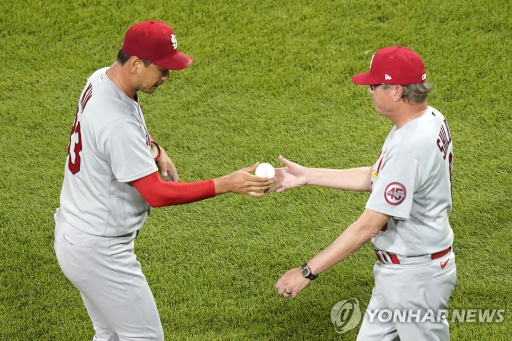 김광현, MLB서 처음으로 지명 타자 상대해 안타 2개 허용