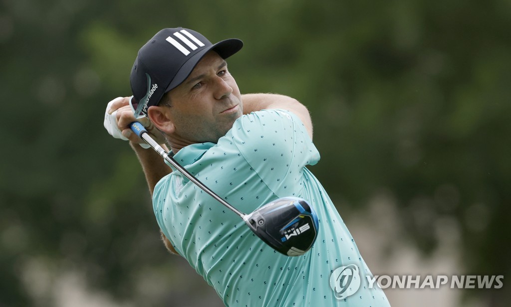 스피스·가르시아, PGA 투어 1R 공동 선두…미컬슨은 80위권