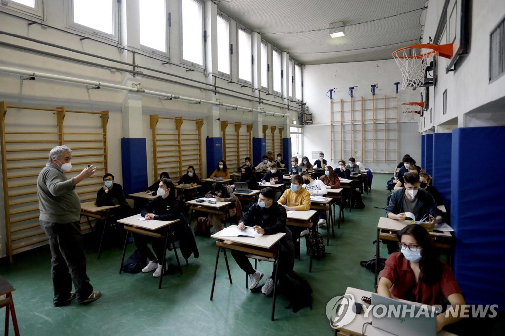 코로나19 '집콕'에 유럽서 아동 비만 증가…WHO 경고