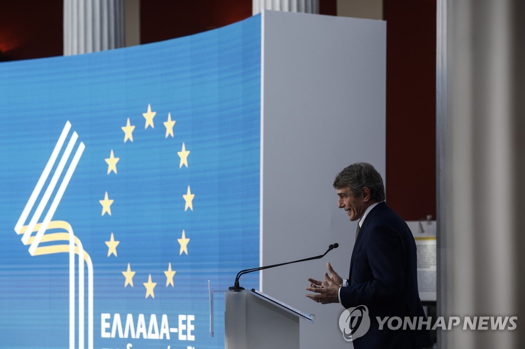 "EU, 7월중순까지 성인 70% 백신접종…하반기부터 백신여권"