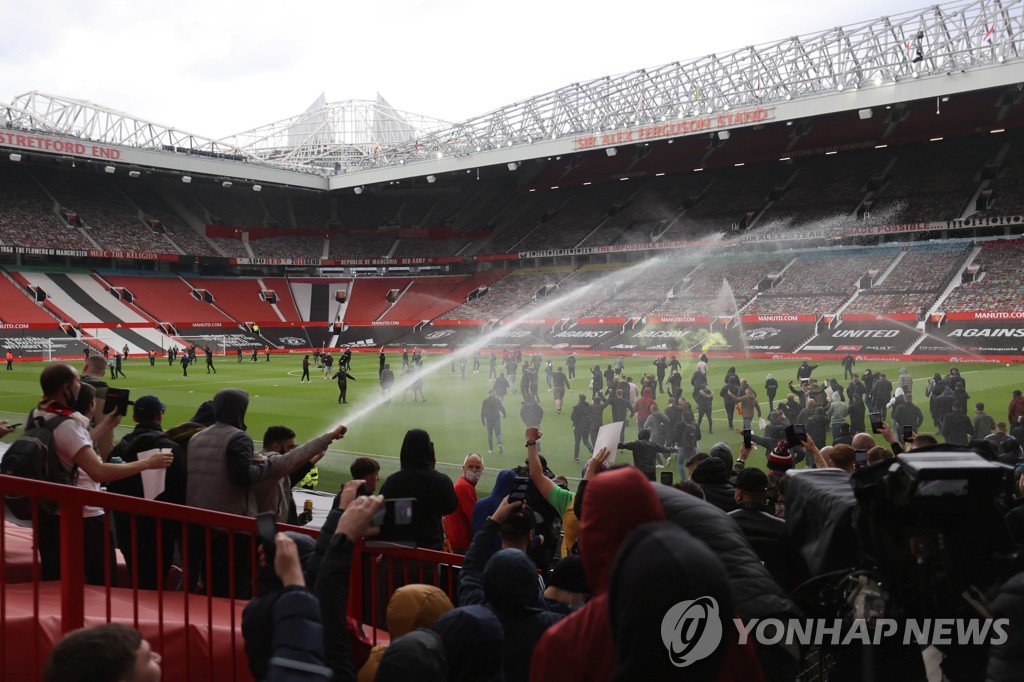 맨유, 8일 동안 4경기…팬 시위로 연기된 리버풀전 14일 개최