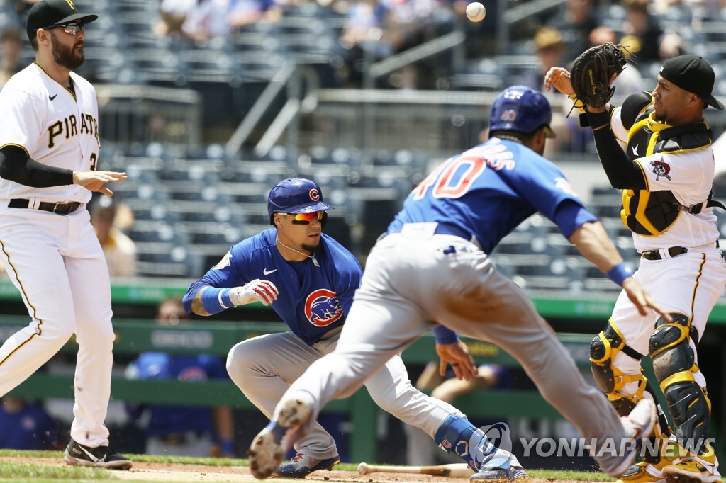 2사 후 타자주자 잡으러 홈으로 뛰어간 1루수…MLB 최악의 실수