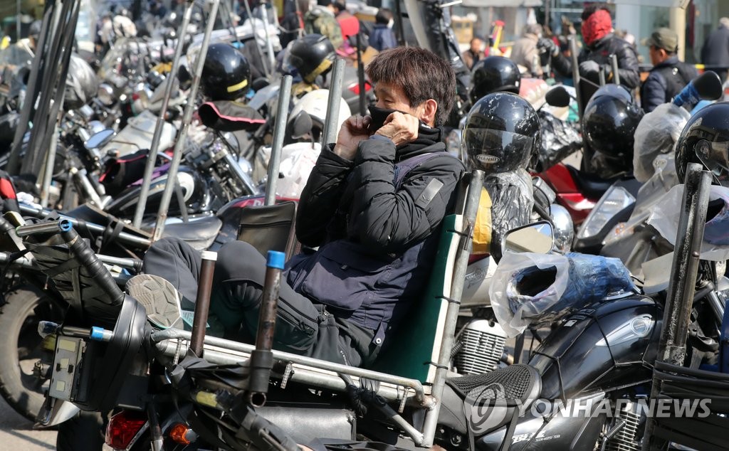 한국경제 코로나 이전 회복했다지만…일자리는 아직 '썰렁'