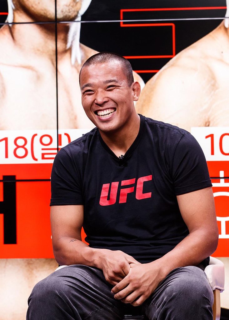 '아이언 터틀' 박준용, 두 차례 로블로 딛고 UFC 3연승