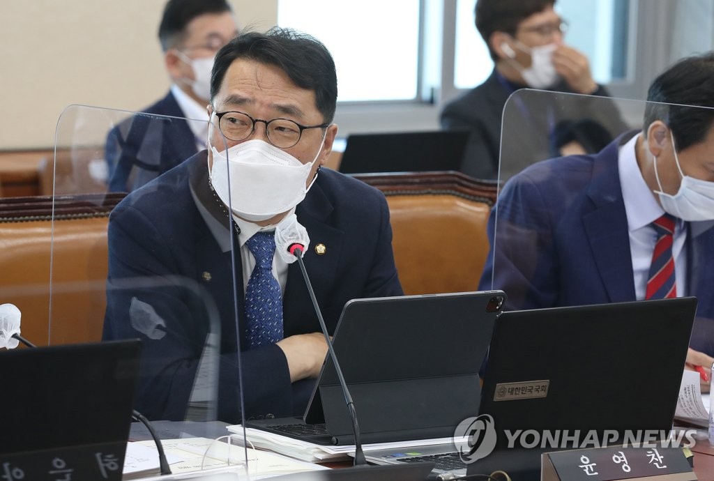 네이버 출신 윤영찬 "국민의힘 전신, 가장 많은 압력…폭로할까"