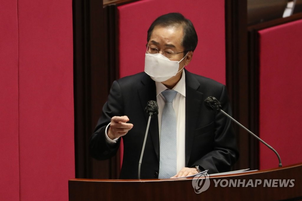홍준표 "일찍 핀꽃 일찍 시들어" 김웅 "조화처럼 사시라" 응수(종합)