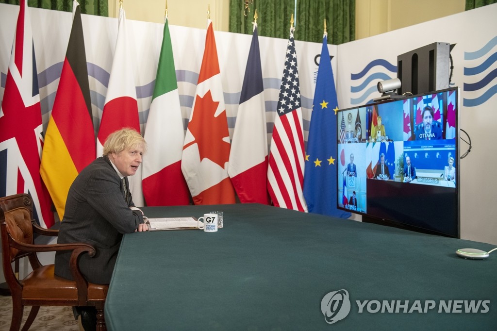 정의용, G7외교장관회의 참석차 출국…블링컨과 대북정책 협의(종합)