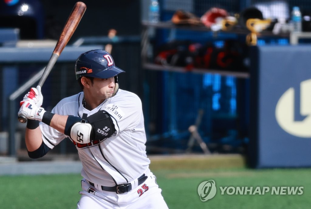 두산 강승호, 징계 해제 후 곧바로 선발 출전…753일 만에 1군