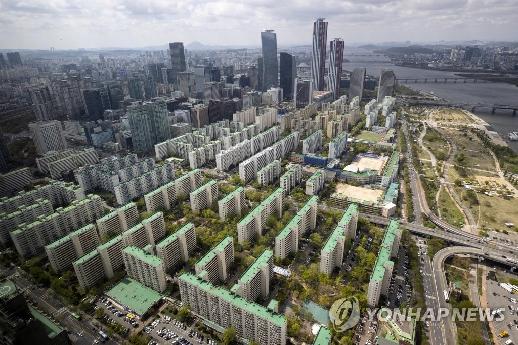 토지거래허가구역 규제에…서울 아파트 매수심리 살짝 꺾여