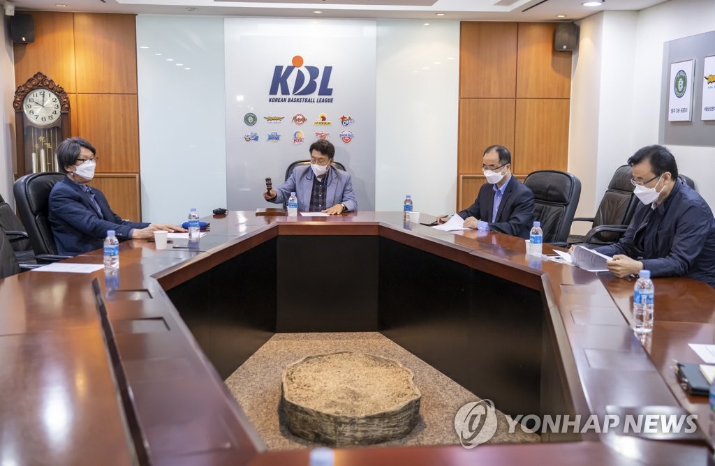 음주운전 사고 낸 김진영, KBL·구단서 총 81경기 출전정지 징계(종합)