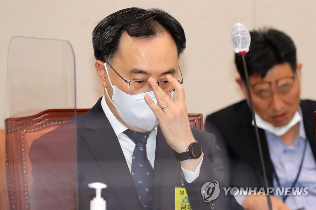 문승욱 "반도체 정책 사령탑 역할…중소 생태계 키우겠다"(종합)