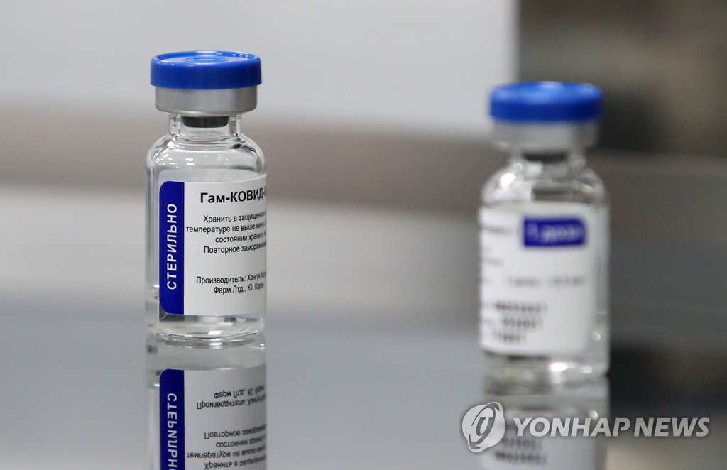 푸틴, 코로나19 백신 지재권 면제 구상 지지…정부에 검토 지시
