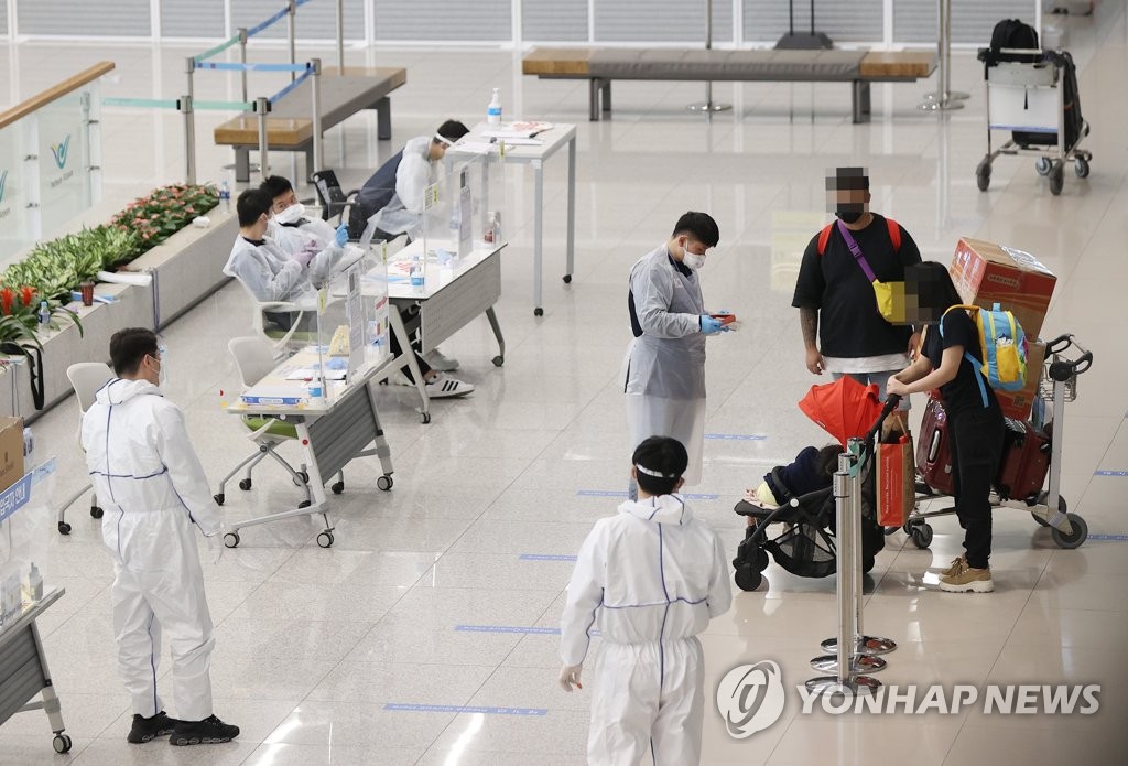 인천공항 검역소 관련 15명 '인도변이' 감염…"2차 전파도 발생"