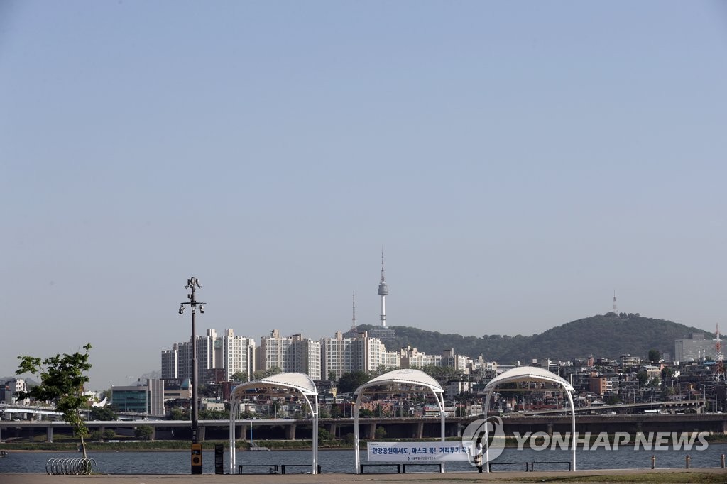 [내일날씨] 낮부터 차차 맑아져…최고 25도 안팎