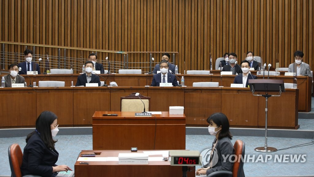 김부겸 청문회서 조국·금태섭 공방…與 "무슨 관련?"