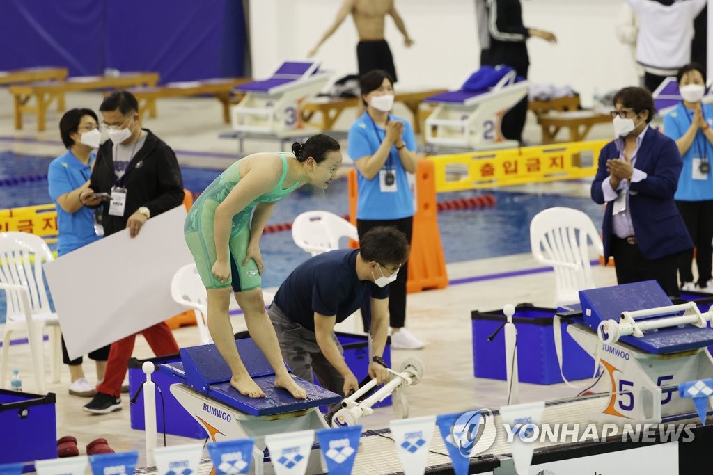 황선우 밀고, 김서영 끌고…도쿄서 '동반 메달' 새역사 쓸까