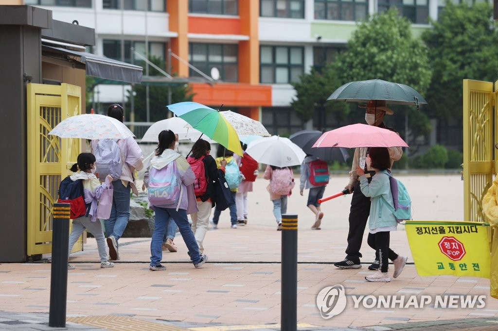 올해 등교 늘자 1분기 학교 안전사고도 작년보다 6천건↑