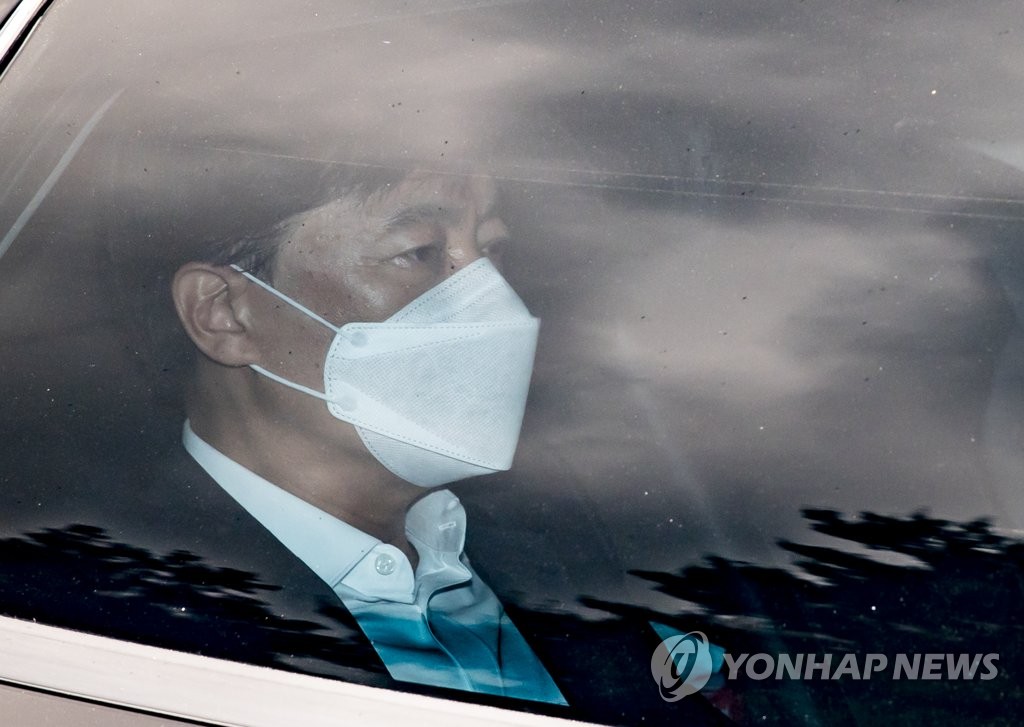 조응천 "이성윤, 스스로 거취 결정해야"
