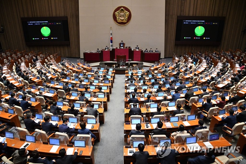 정부 인증 기관이 가사도우미 고용하고 노동법으로 보호한다