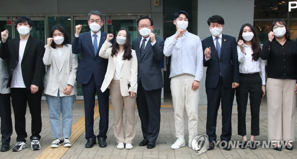 김총리, 첫 민생일정은 청년취업…"변화 대비해야"