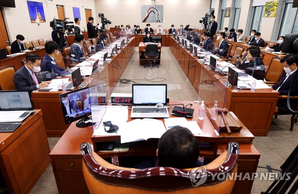 국힘 "포털 출신 잇단 청와대行은 유착"…민주 "권장할만한 일"(종합)