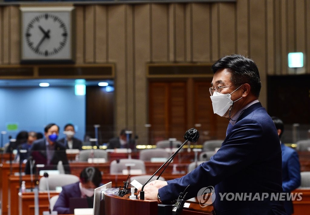 與 '부동산 의총' 종부세 공방…당원투표 주장도(종합)