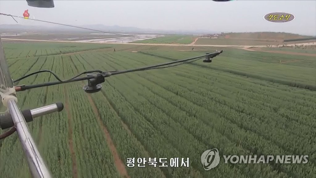 북한, '농업용 드론' 도입…"과학농사 열풍 세차게 일어나"