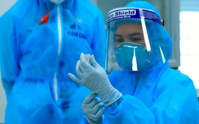 베트남 AZ 백신 첫 사망자 발생…30대 女의료인
