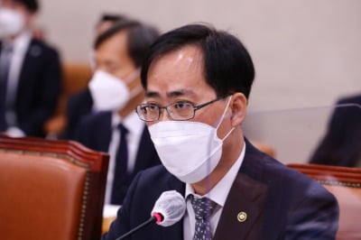 박준영, 부인 도자기 불법 판매 의혹에 "세관 당국과 협의 중"