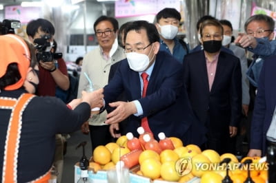 중진-신진 난타전…진흙탕 빠지는 野 당권경쟁(종합)