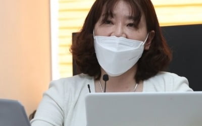 '로펌 미투' 변호사 "'피해자 후보' 사진 돌아…2차 가해 심각"
