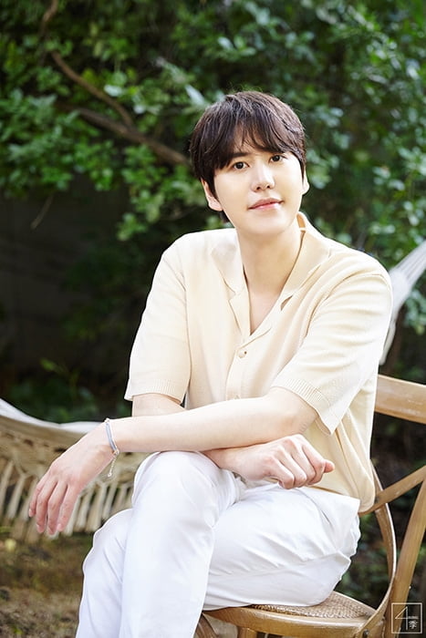 규현, 여름 싱글 ‘투게더’ 청량한 티저 이미지 공개