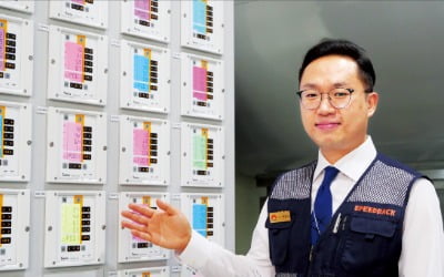 조립식 선반 가구로 8년새 매출 8배…스피드랙 '한국의 이케아' 노린다