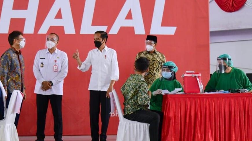 인도네시아 확진자 하루 7천명대…교민들도 속속 백신 접종