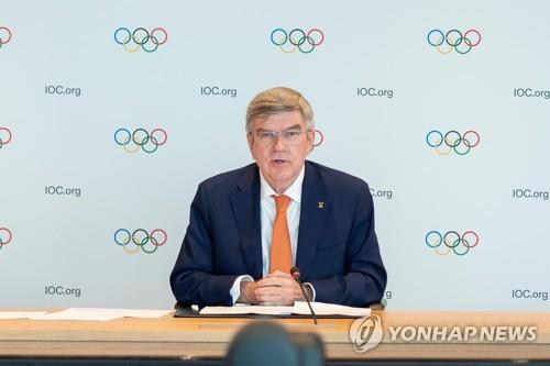 IOC·스가 올림픽 '강행' 속 日전문가 "감염 폭발" 우려