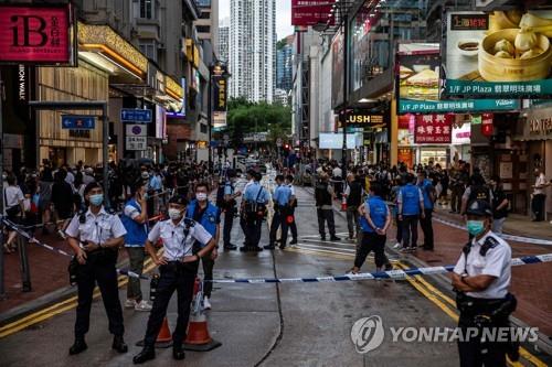 '송환법 반대' 기억조차 힘들어진 홍콩…일부 산발 시위만