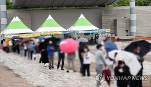 대구서 자가격리자 등 11명 신규 확진…진정세 유지(종합)