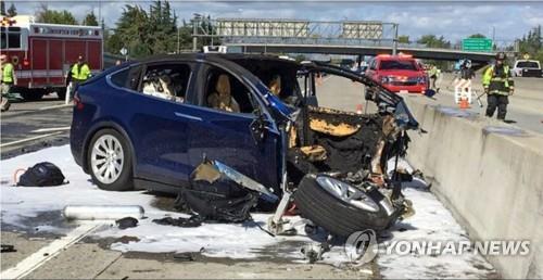 자율주행차 사고·우주선 폭발…머스크 '안전 불감증' 논란