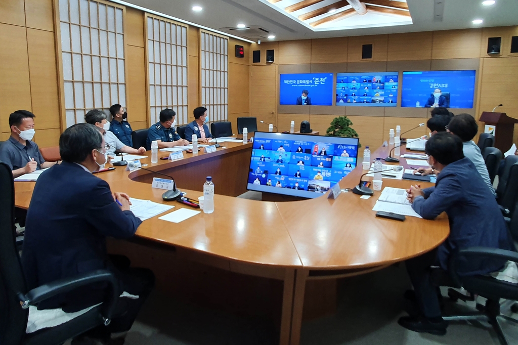 '바가지·불친절 없애자' 강원 휴가철 관광객 맞이 대책 회의