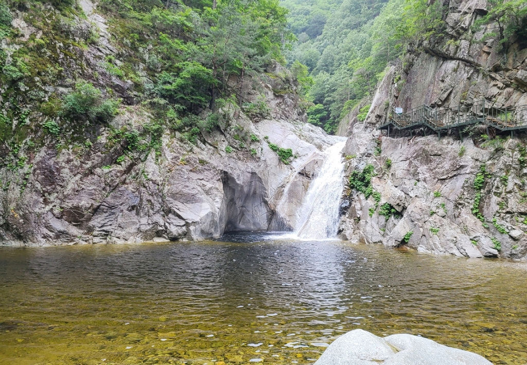 삼척 덕풍계곡 비경 속으로 가는 길 다시 열렸다